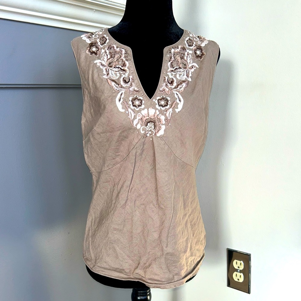 Lafayette 148 Women's Sz 8 Linen Embroidered Taupe Brown V-Neck Blouse Top
